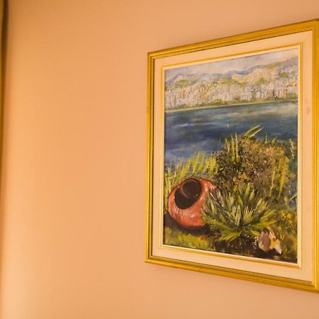 Hotel Mereti à Bordjomi Extérieur photo