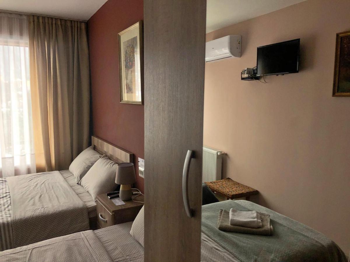 Hotel Mereti à Bordjomi Extérieur photo
