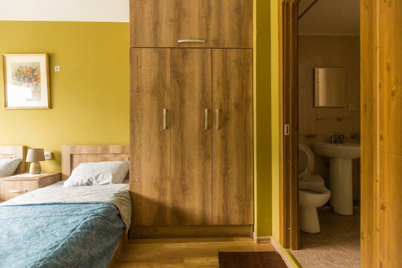 Hotel Mereti à Bordjomi Extérieur photo