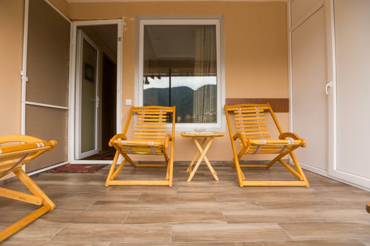 Hotel Mereti à Bordjomi Extérieur photo