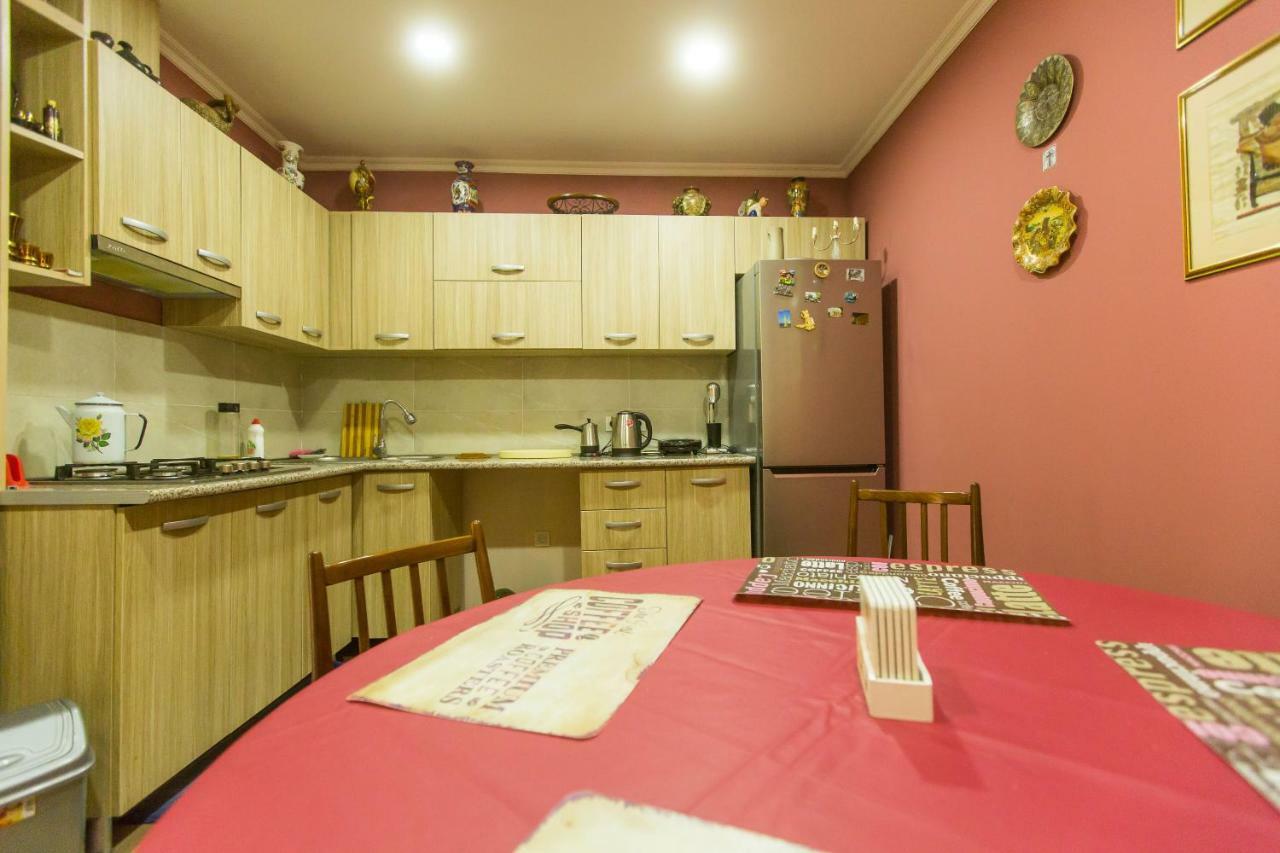 Hotel Mereti à Bordjomi Extérieur photo