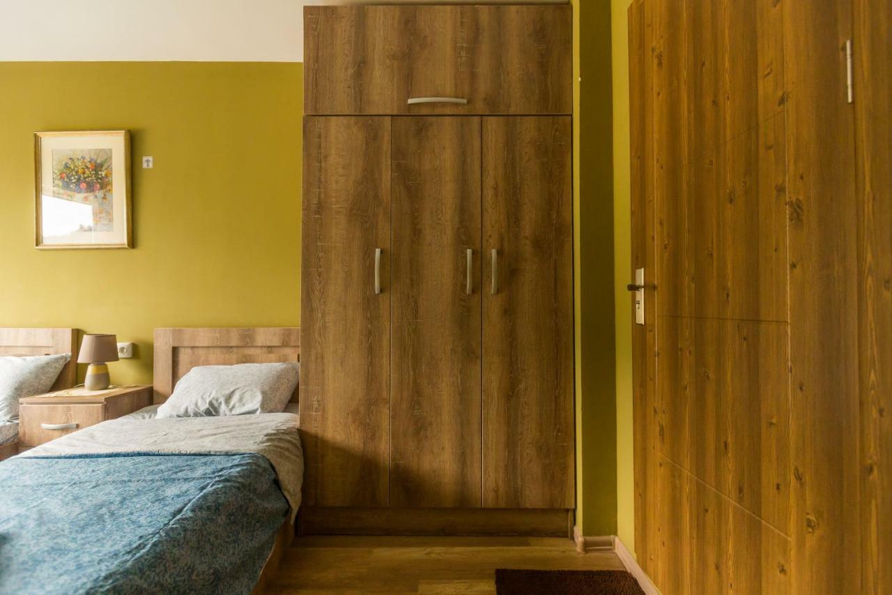 Hotel Mereti à Bordjomi Extérieur photo
